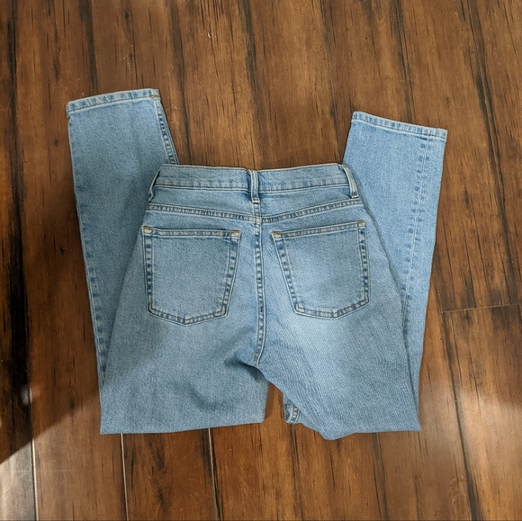 EVERLANE High Rise Straight Jeans 25 Light Blue Wash too short on me! - Picture 3 of 6